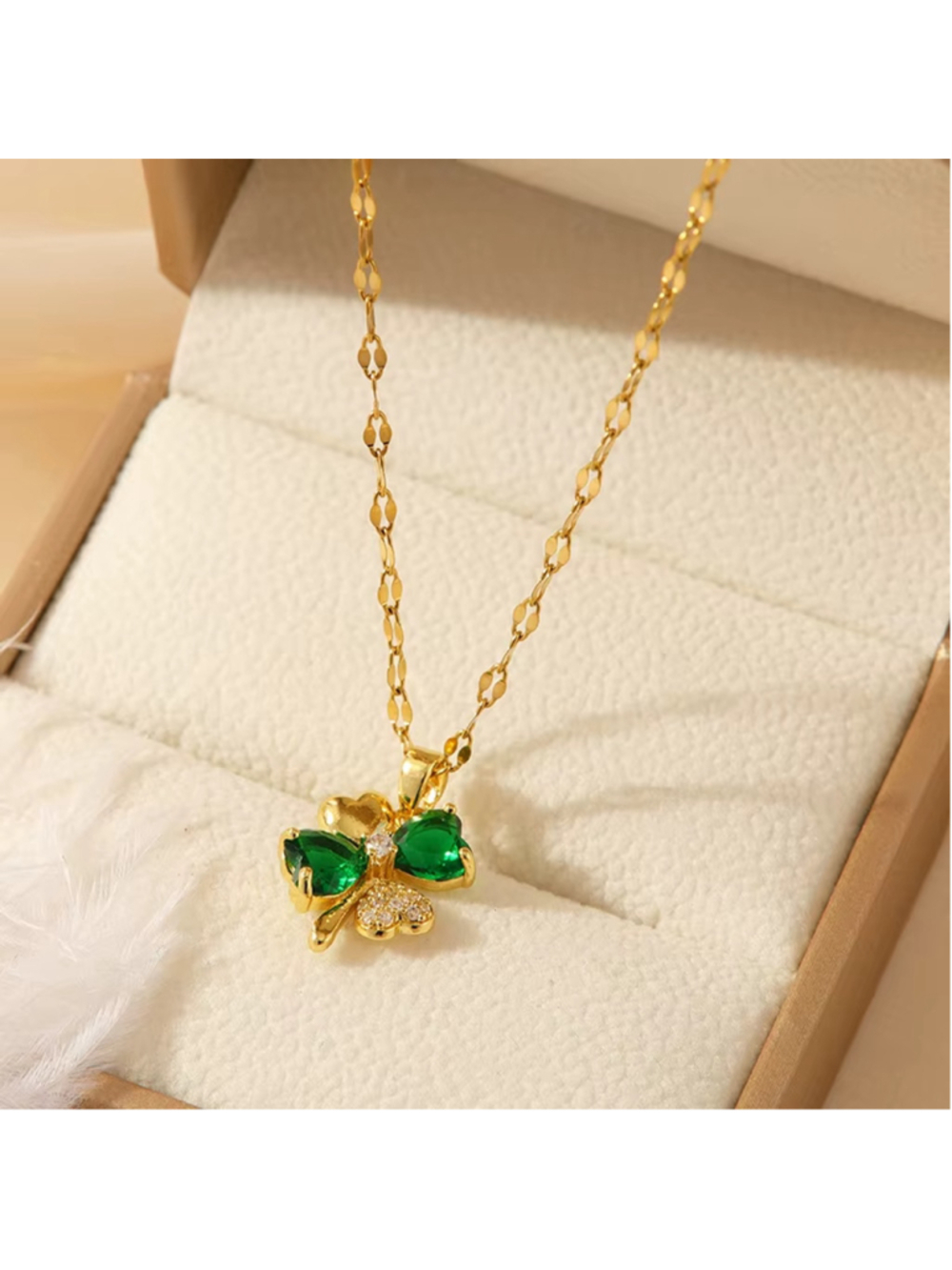 Gold Colored 4 Leaf Clover Necklace with Green and White Cubic Zirconia NWT